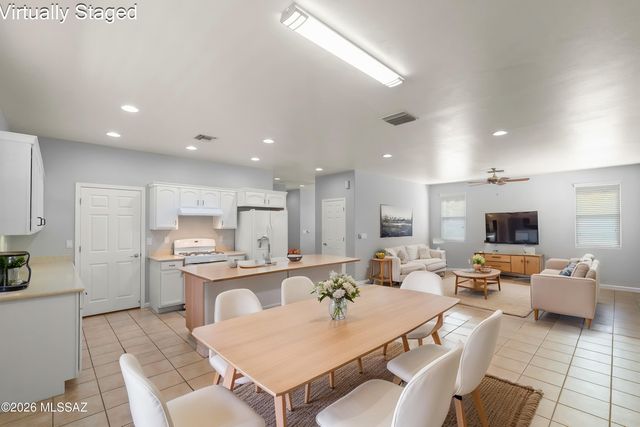 10134 S Azure Surrey Drive, Vail, AZ 85641