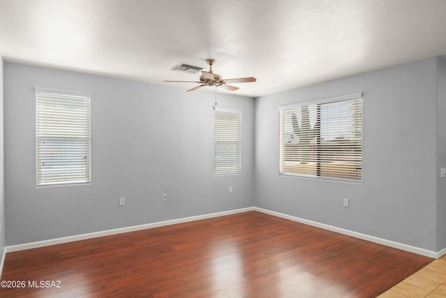 10134 S Azure Surrey Drive, Vail, AZ 85641