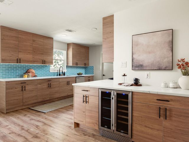 3009 Val DR, Austin, TX 78723