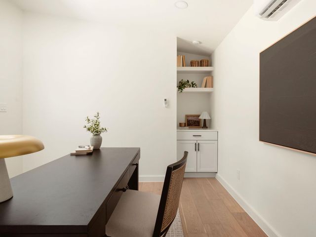 3009 Val DR, Austin, TX 78723