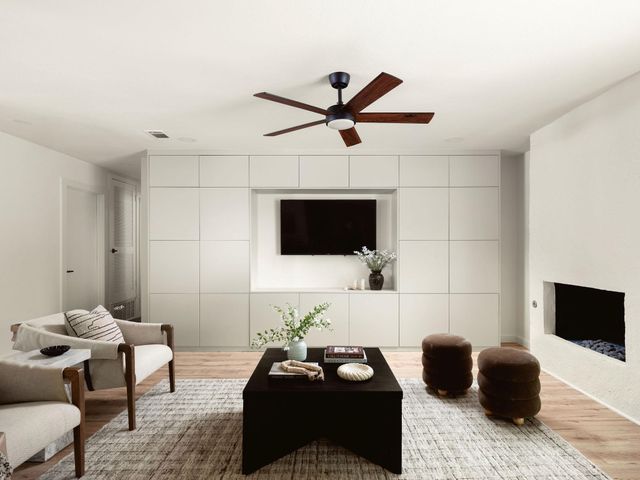 3009 Val DR, Austin, TX 78723