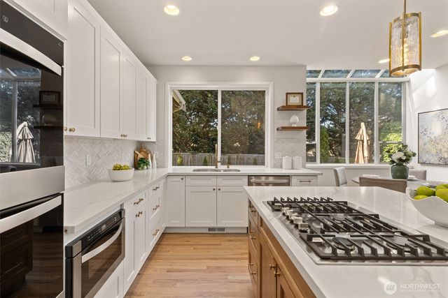 1215 269th Avenue SE, Sammamish, WA 98075