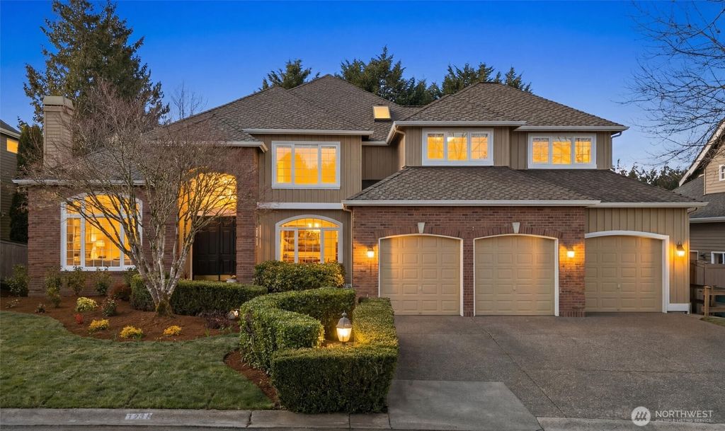 1215 269th Avenue SE, Sammamish, WA 98075