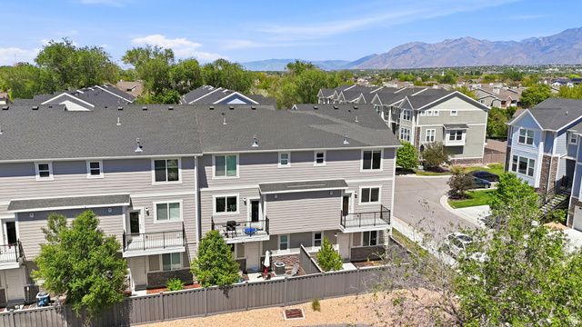 78 E GOLDEN PRIVET DR, Draper, UT 84020
