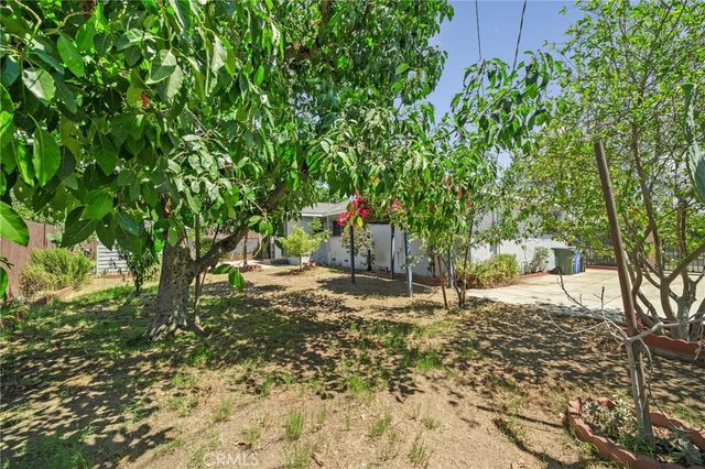 184 E Grant, Rialto, CA 92376