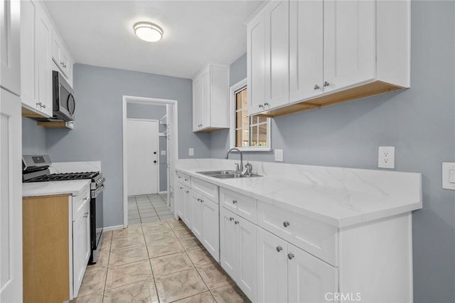 184 E Grant, Rialto, CA 92376