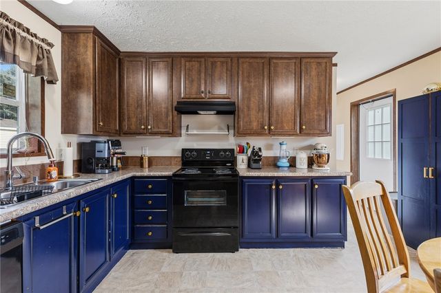 22 Woodgrain Drive, Billings, MT 59102