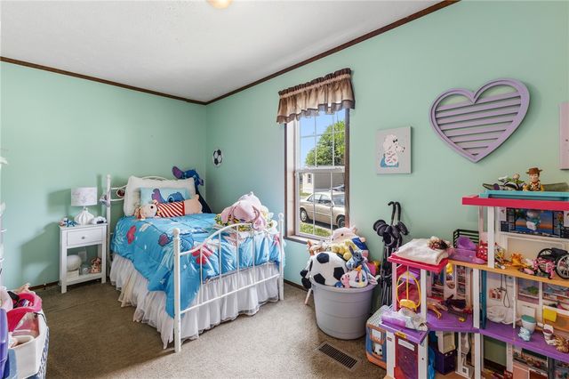 22 Woodgrain Drive, Billings, MT 59102