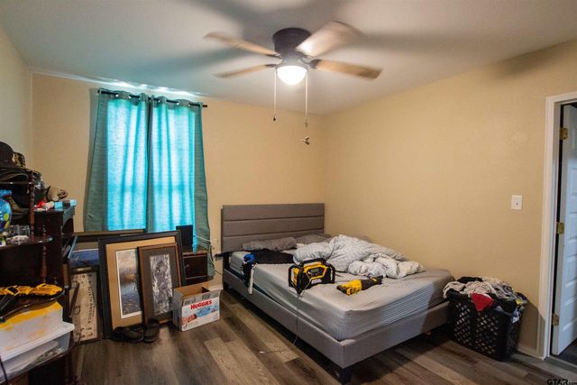 524 W Buchanan St, Mineola, TX 75773