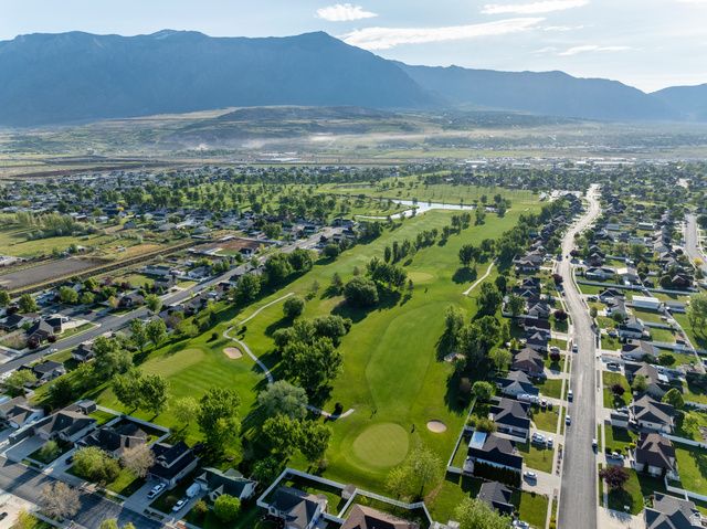 3373 N 2675 W, Farr West, UT 84404