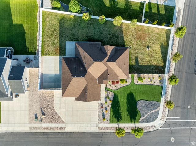 3373 N 2675 W, Farr West, UT 84404