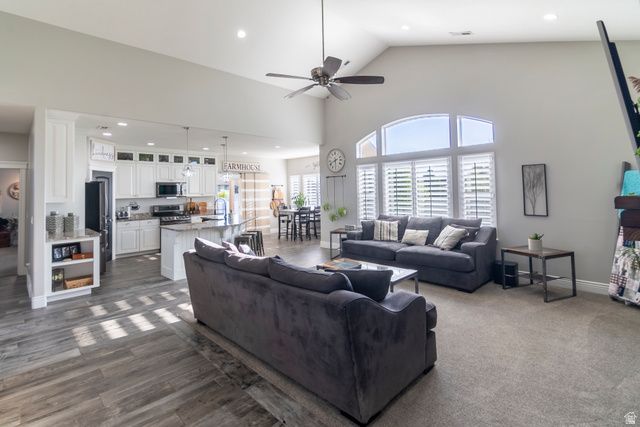 3373 N 2675 W, Farr West, UT 84404