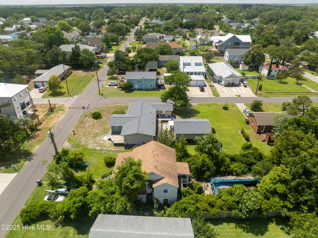 314 Spartanburg Avenue, Carolina Beach, NC 28428