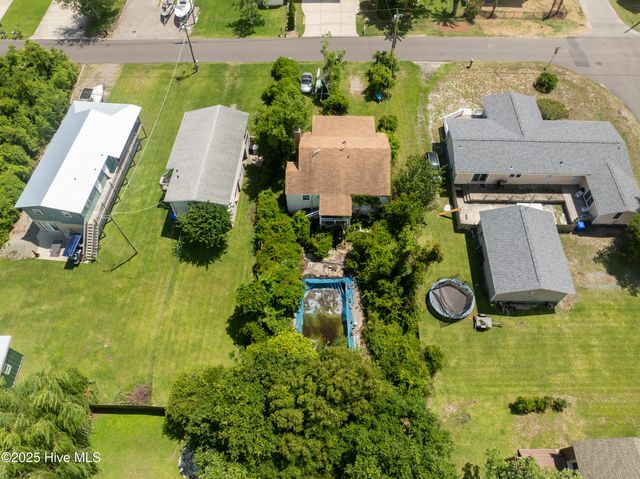 314 Spartanburg Avenue, Carolina Beach, NC 28428