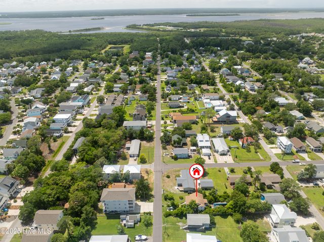 314 Spartanburg Avenue, Carolina Beach, NC 28428