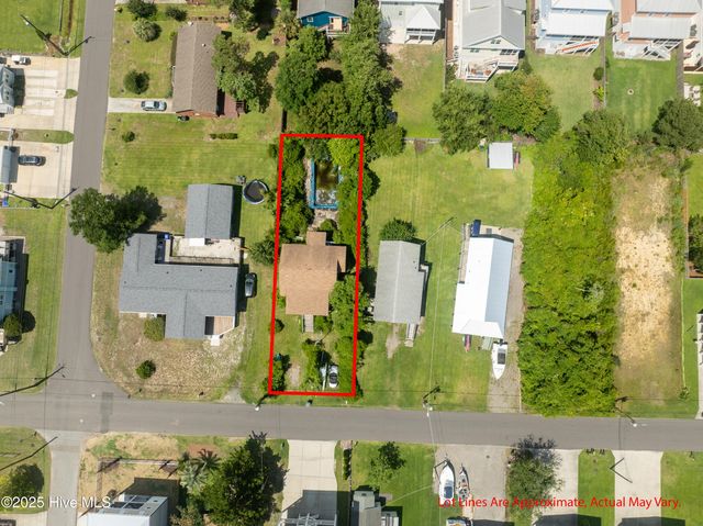 314 Spartanburg Avenue, Carolina Beach, NC 28428