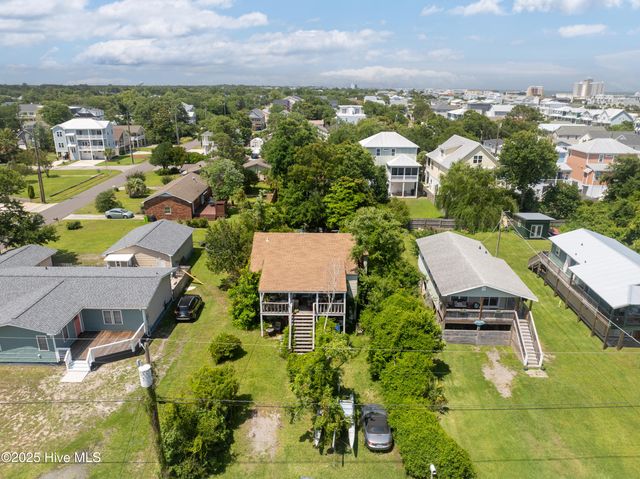 314 Spartanburg Avenue, Carolina Beach, NC 28428