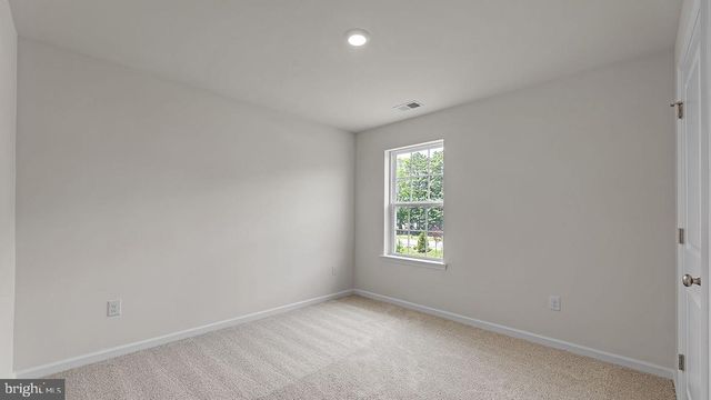 11 DAHLIA CT, Bayville, NJ 08721