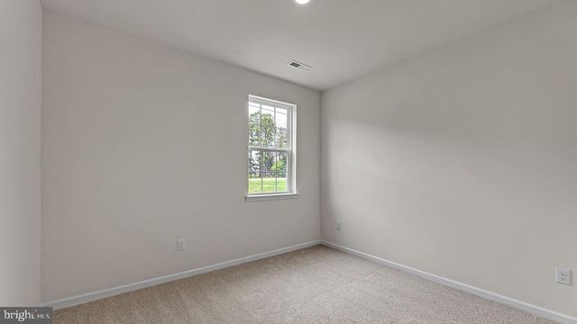 11 DAHLIA CT, Bayville, NJ 08721