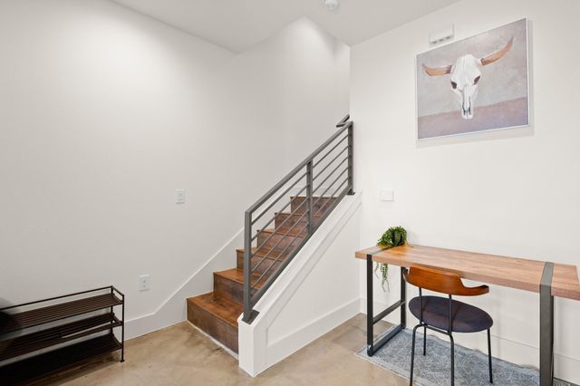 3007 E 12th ST G, Austin, TX 78702