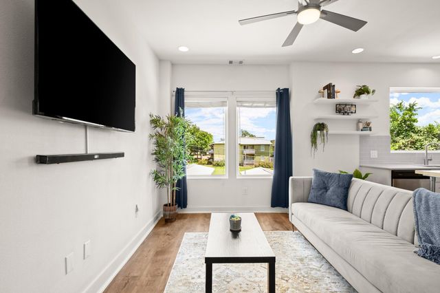 3007 E 12th ST G, Austin, TX 78702