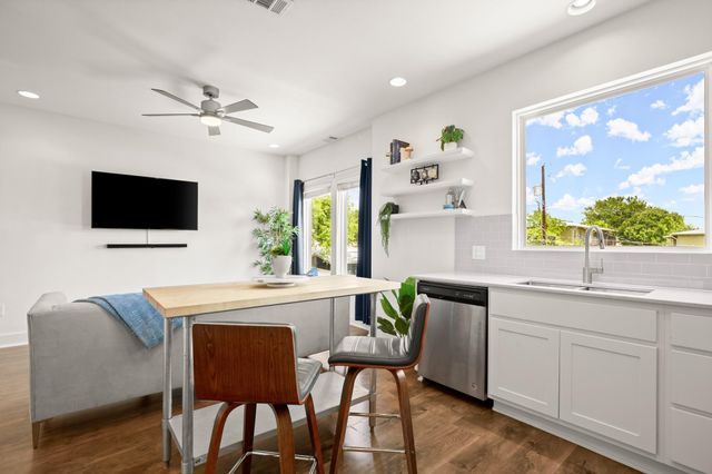 3007 E 12th ST G, Austin, TX 78702