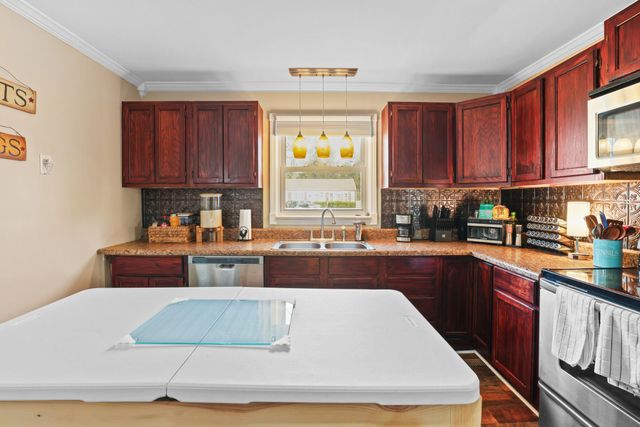 604 Pennsylvania Anx, Lebanon, TN 37087