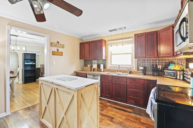 604 Pennsylvania Anx, Lebanon, TN 37087