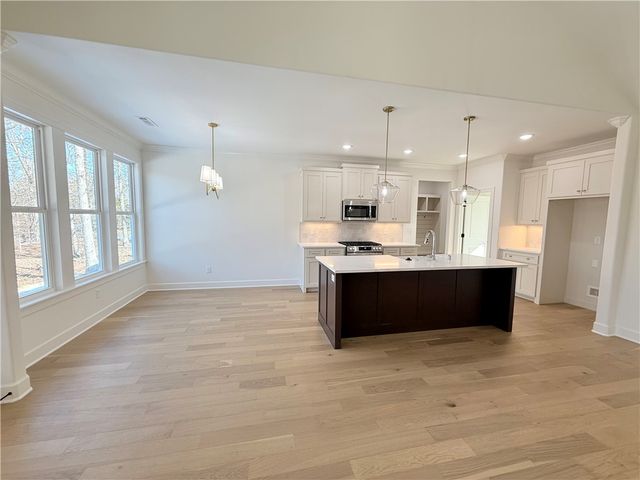 16 Epping Drive, Bella Vista, AR 72714