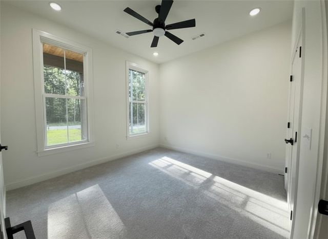 16 Epping Drive, Bella Vista, AR 72714