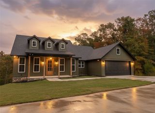 16 Epping Drive, Bella Vista, AR 72714