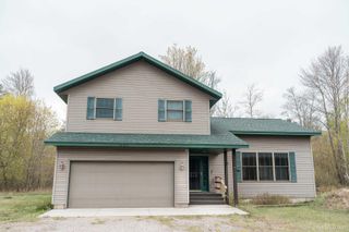1983 Us Highway 2, Florence T-wi, WI 54121