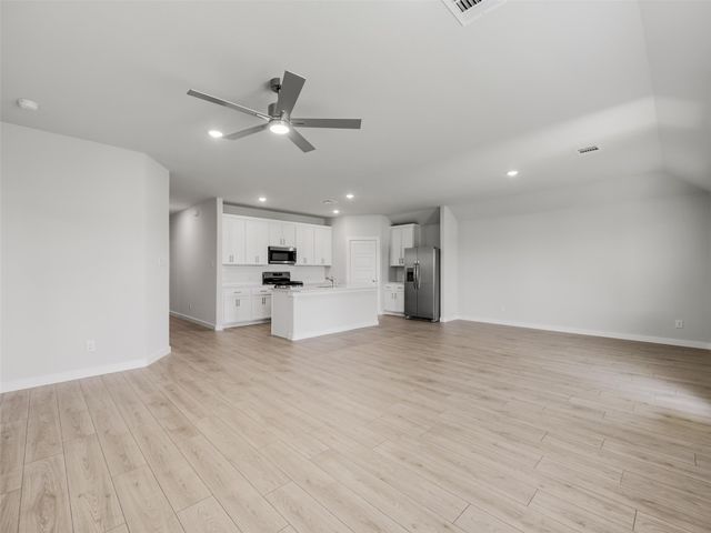1136 Del Rio Drive, Lavon, TX 75166