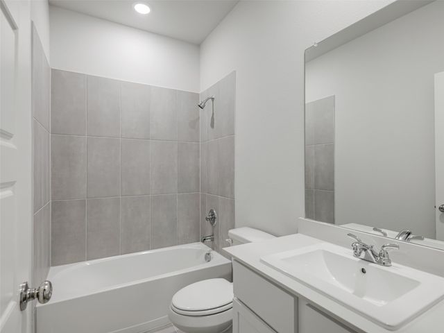 1136 Del Rio Drive, Lavon, TX 75166