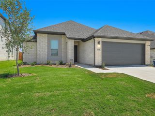 1136 Del Rio Drive, Lavon, TX 75166