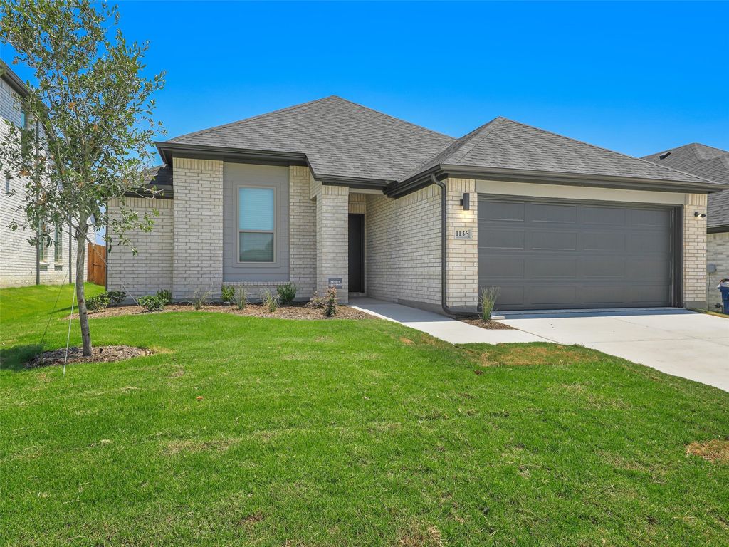 1136 Del Rio Drive, Lavon, TX 75166