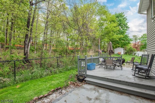 10 Evers Ct, Wayne Twp., NJ 07470