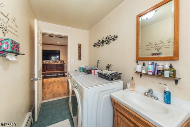 10 Evers Ct, Wayne Twp., NJ 07470