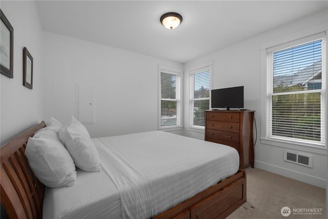 267 Compass Street, Pacific Beach, WA 98571