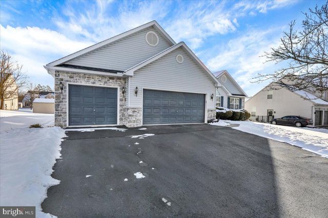 28 SAGEBROOK DR, Reading, PA 19606