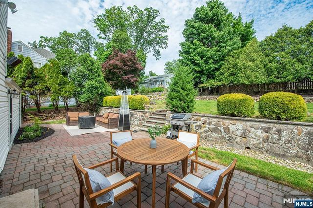 34 Coolidge, West Caldwell, NJ 07006