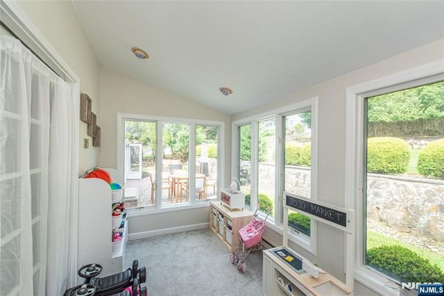 34 Coolidge, West Caldwell, NJ 07006