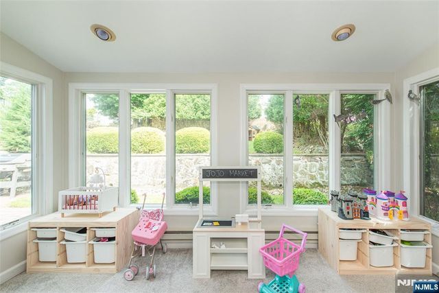 34 Coolidge, West Caldwell, NJ 07006