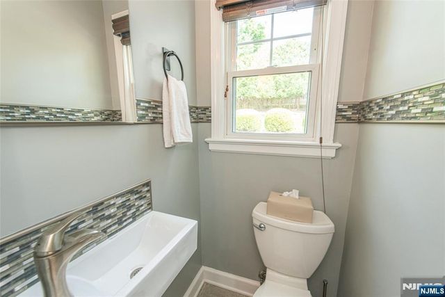 34 Coolidge, West Caldwell, NJ 07006
