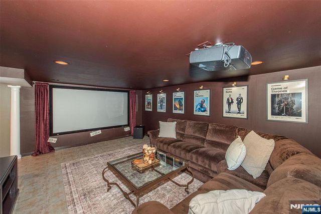 34 Coolidge, West Caldwell, NJ 07006