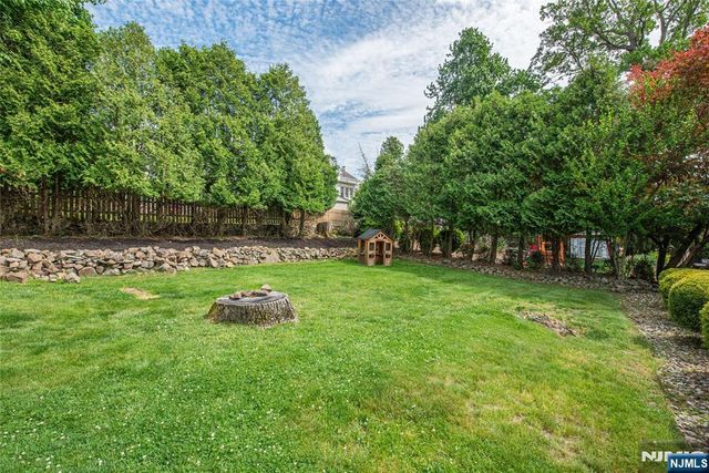 34 Coolidge, West Caldwell, NJ 07006