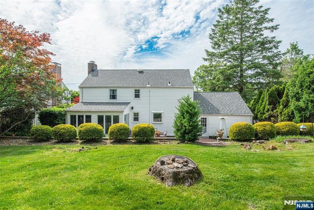 34 Coolidge, West Caldwell, NJ 07006
