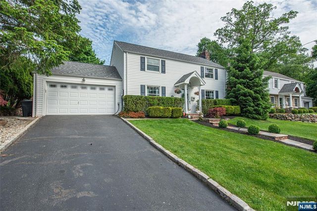 34 Coolidge, West Caldwell, NJ 07006