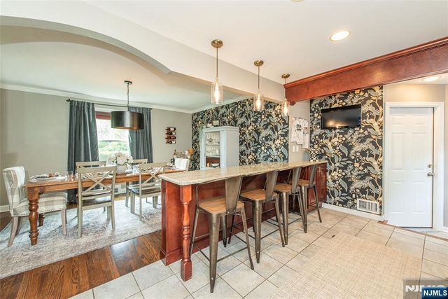 34 Coolidge, West Caldwell, NJ 07006