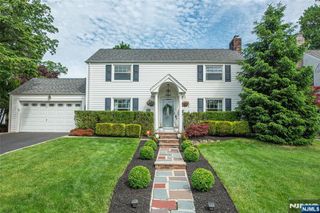34 Coolidge, West Caldwell, NJ 07006